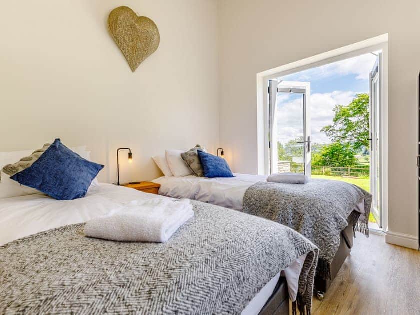 Twin bedroom | Barn Owls Rest, Clyro, near Hay-on-Wye