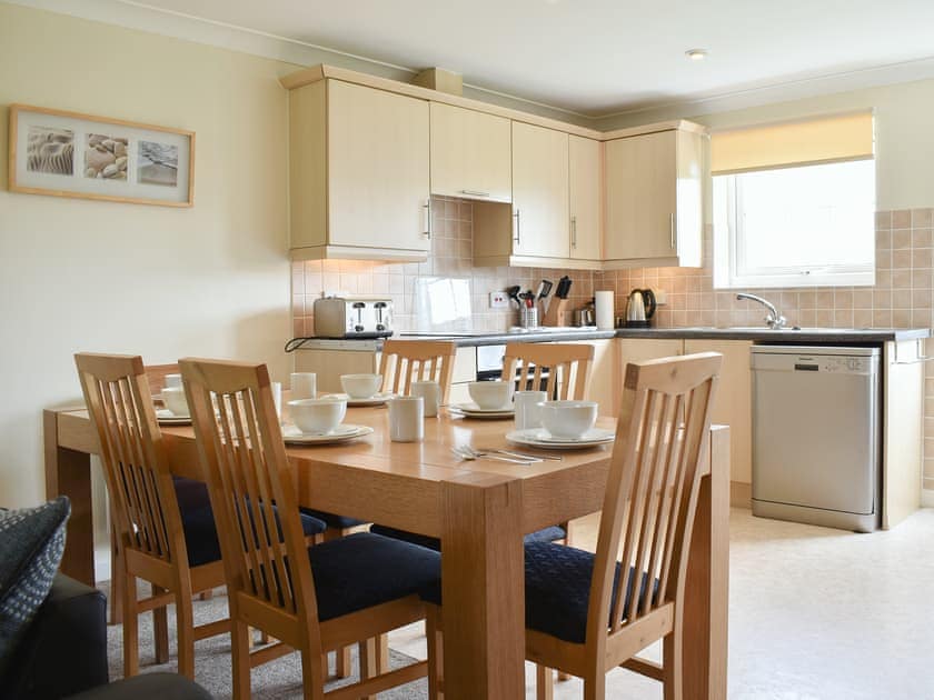 Kitchen/diner | 29 Atlantic Reach - Atlantic Reach Holiday Park, Newquay