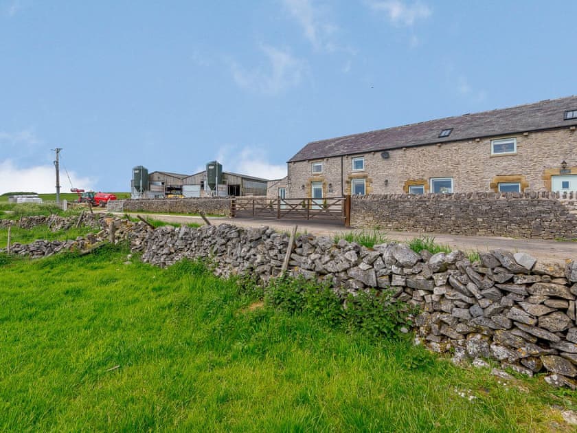 Exterior | Wheston House Farm Holiday Cottages- Stable View, Wheston House Farm Holiday Cottages- The Old Shippen - Wheston House Farm Holiday Cottages, TideswellTideswell Mo