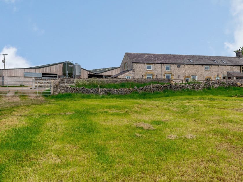 Exterior | Wheston House Farm Holiday Cottages- Stable View, Wheston House Farm Holiday Cottages- The Old Shippen - Wheston House Farm Holiday Cottages, TideswellTideswell Mo