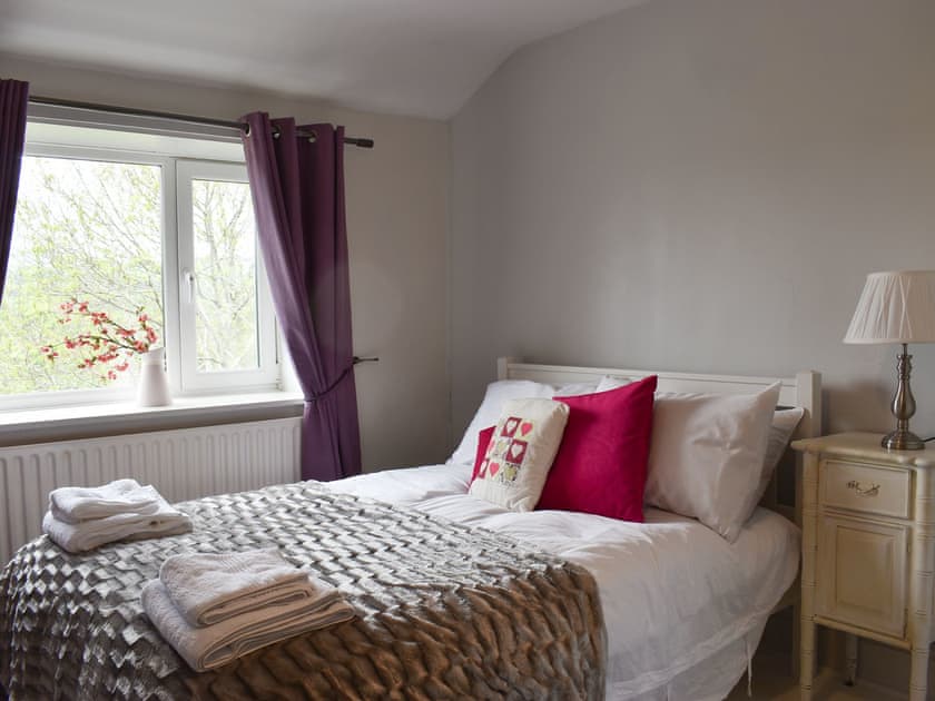 Double bedroom | Tilly Cottage, Blacko, near Nelson