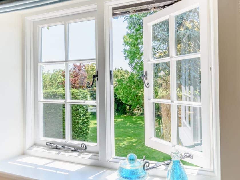 Double bedroom | The Hideaway @ The Den, Tunstall, near Sittingbourne