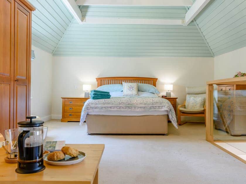 Double bedroom | The Hideaway @ The Den, Tunstall, near Sittingbourne
