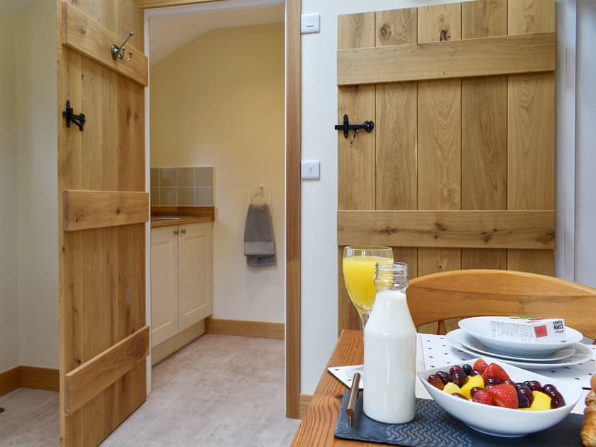 Utility room | Hambledon Cottage Holiday - The Old Pump House - Hambledon Cottage Holidays, Child Okeford, near Blandford Forum