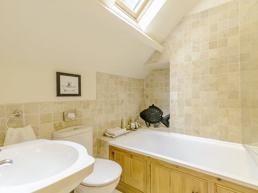 Bathroom | Tranmire Cottage, Lastingham