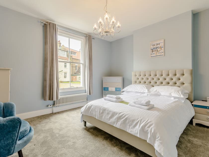 Bedroom | Victoria Square, Whitby