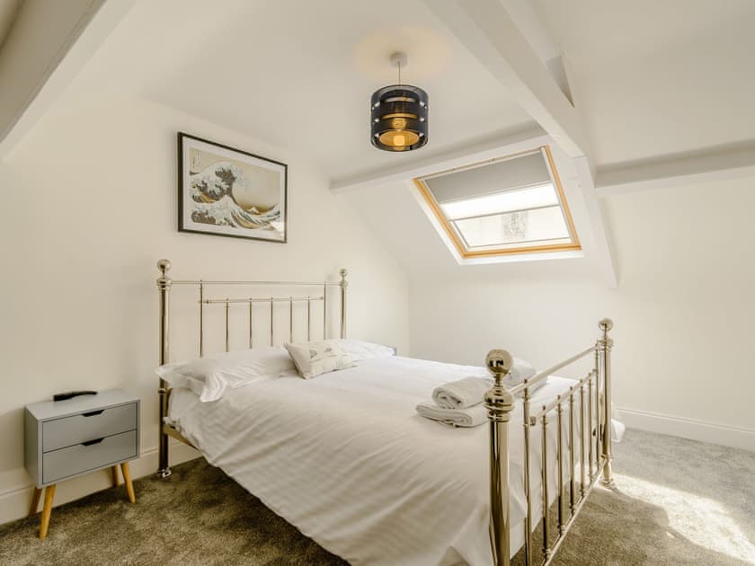 Bedroom | Victoria Square, Whitby