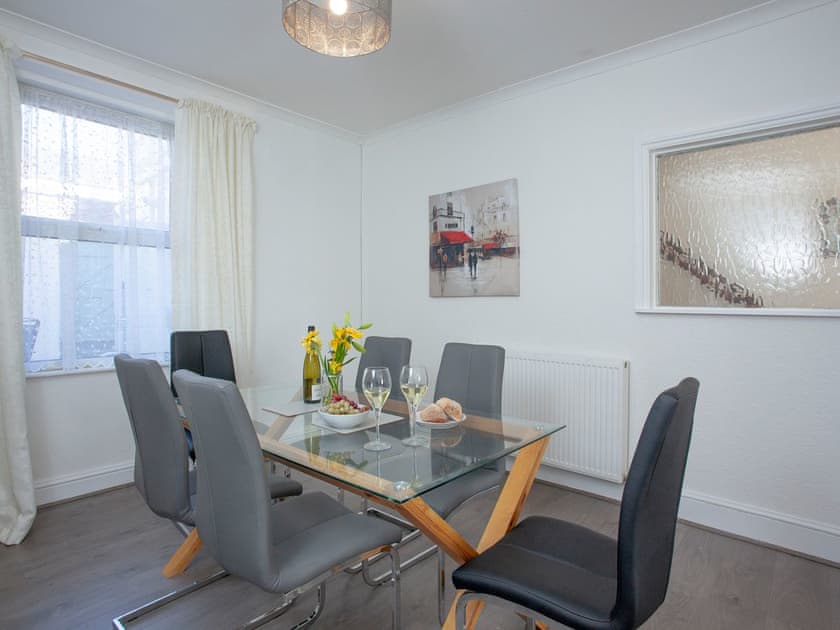 Dining room | Suzie’s Pad, Torquay
