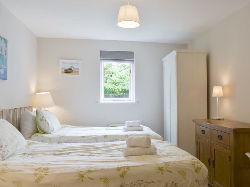 Twin bedroom | Lower Beach House, Whiting Bay