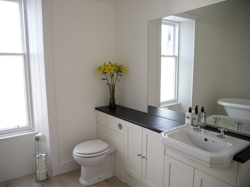 Bathroom | Whitecraigs, Elgin