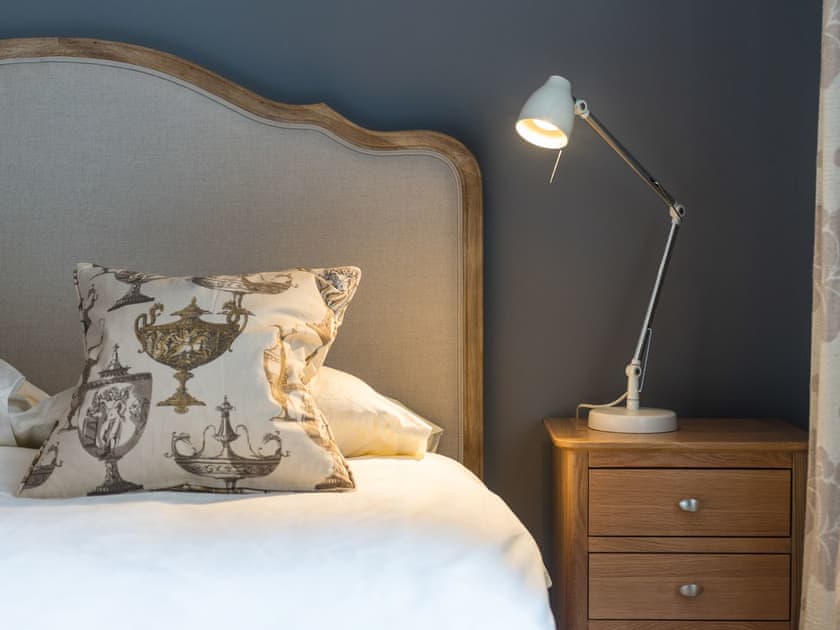 Double bedroom | King Stables, Edinburgh