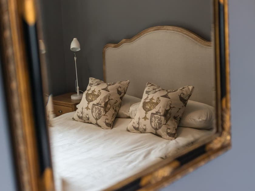 Double bedroom | King Stables, Edinburgh
