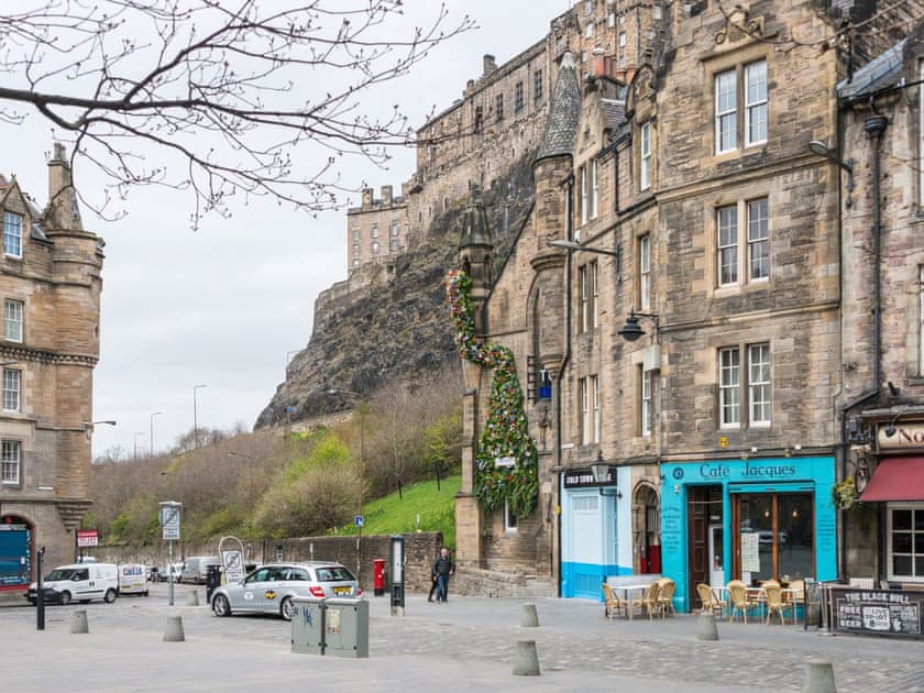 Surrounding area | King Stables, Edinburgh