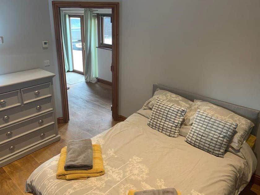 Double bedroom | The Barn, Catsham, near Glastonbury
