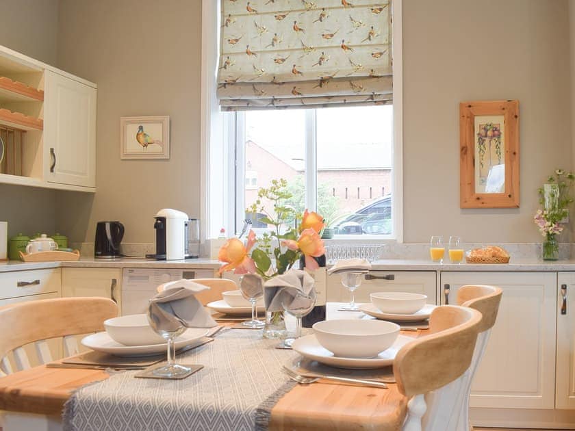 Kitchen/diner | The Woodshed, Letton