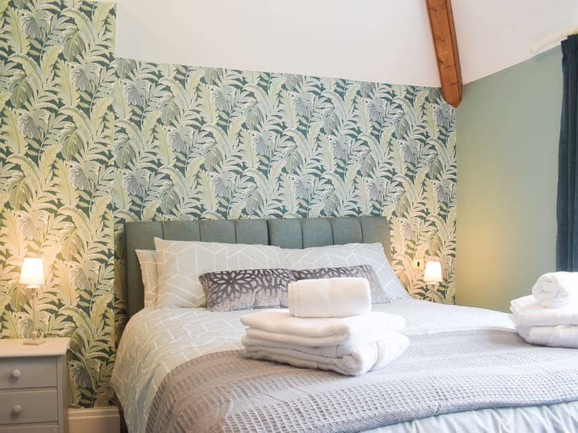 Double bedroom | The Woodshed, Letton