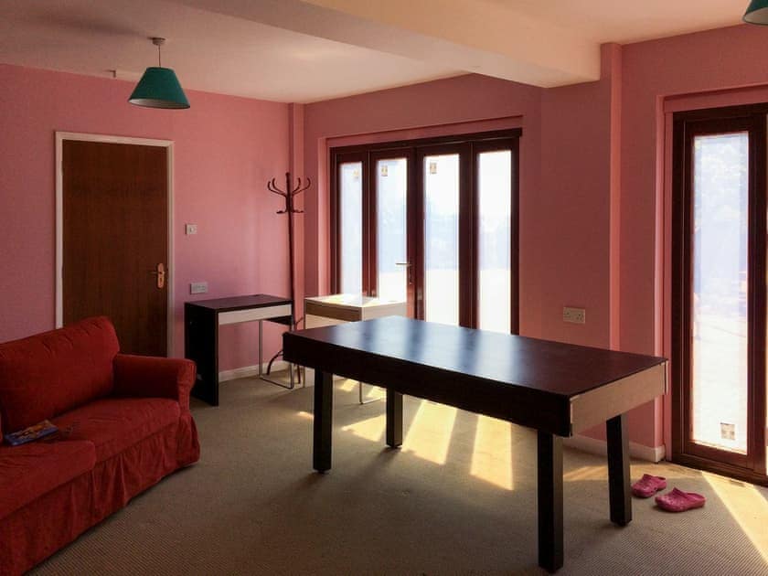Bunk bedroom | Greenwood Cottage, Brading, near Sandown