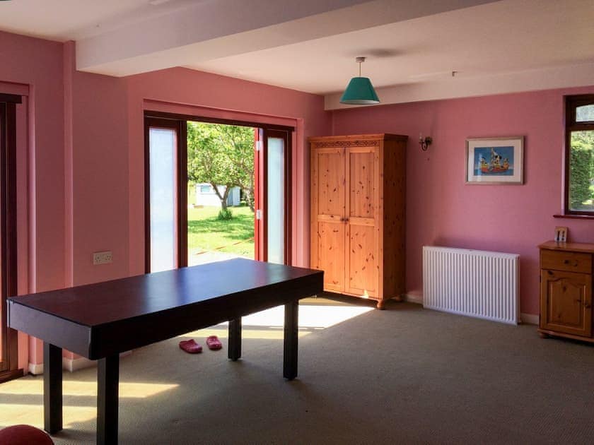 Bunk bedroom | Greenwood Cottage, Brading, near Sandown