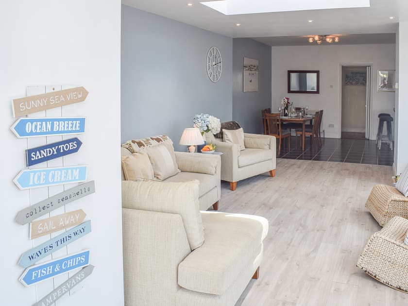 Living room/dining room | Islestone House, Seahouses
