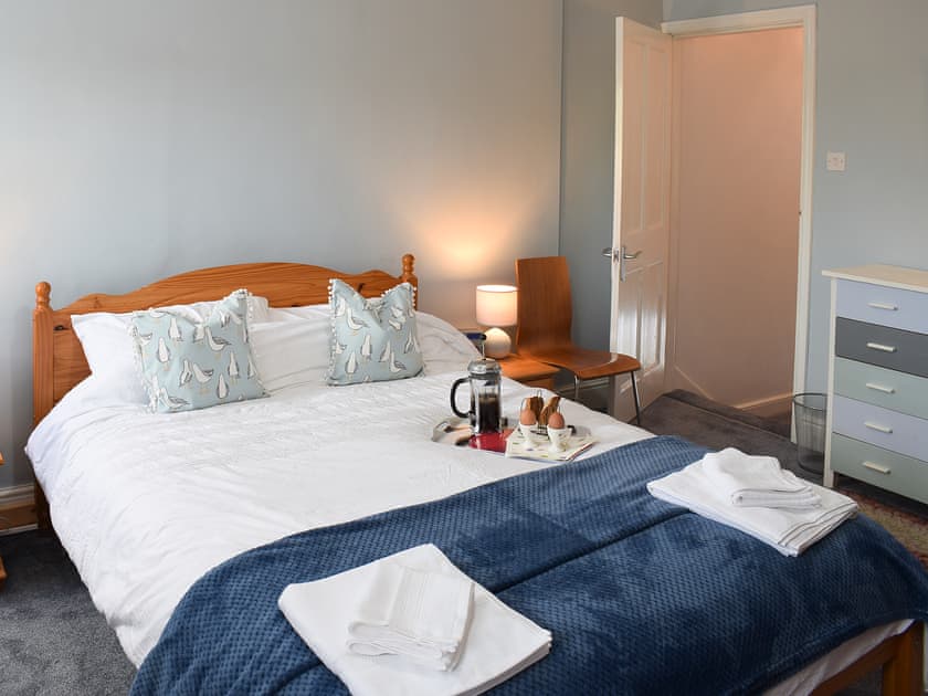 Double bedroom | Islestone House, Seahouses