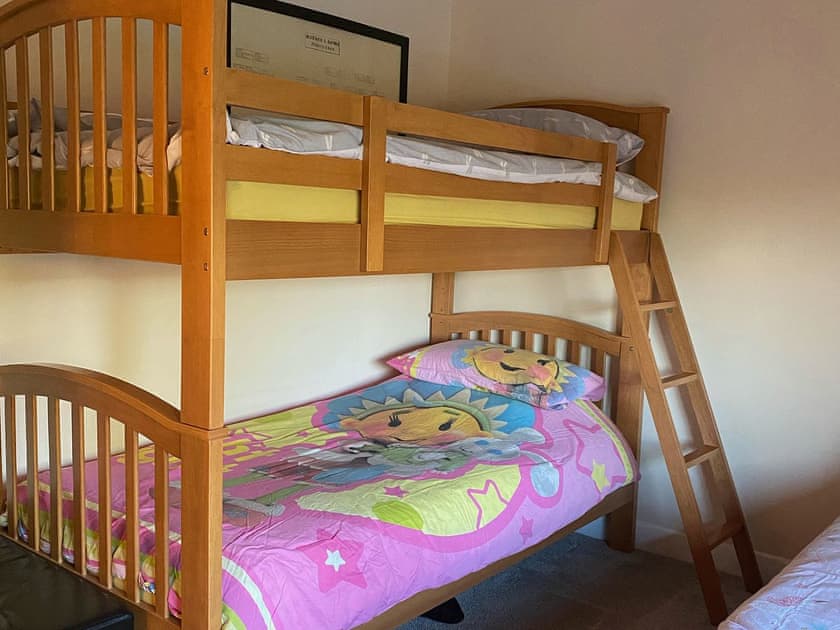 Bunk bedroom | Boundary Cottage, Old Whittington, near Chesterfield
