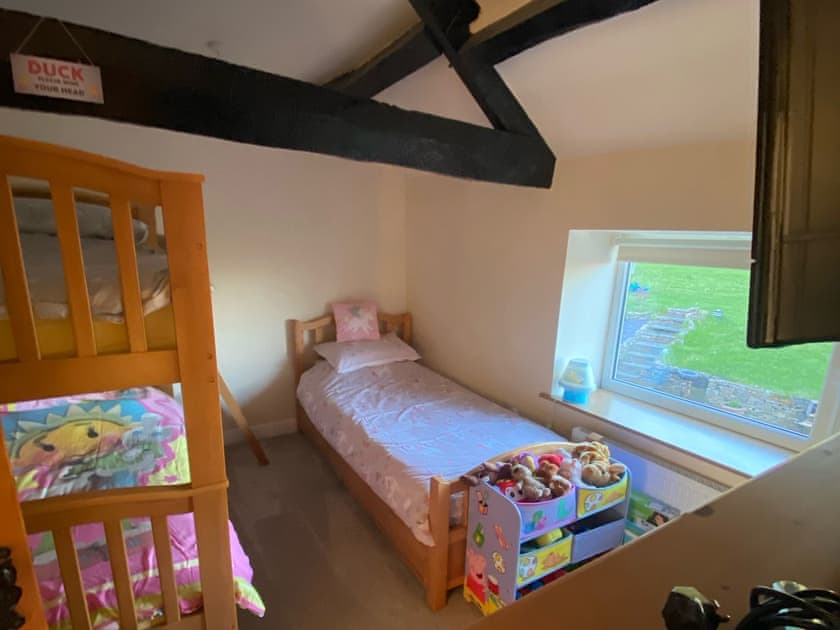 Bunk bedroom | Boundary Cottage, Old Whittington, near Chesterfield