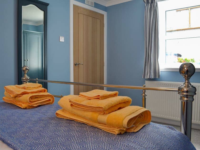 Double bedroom | Three Creeks Cottage, Portknockie