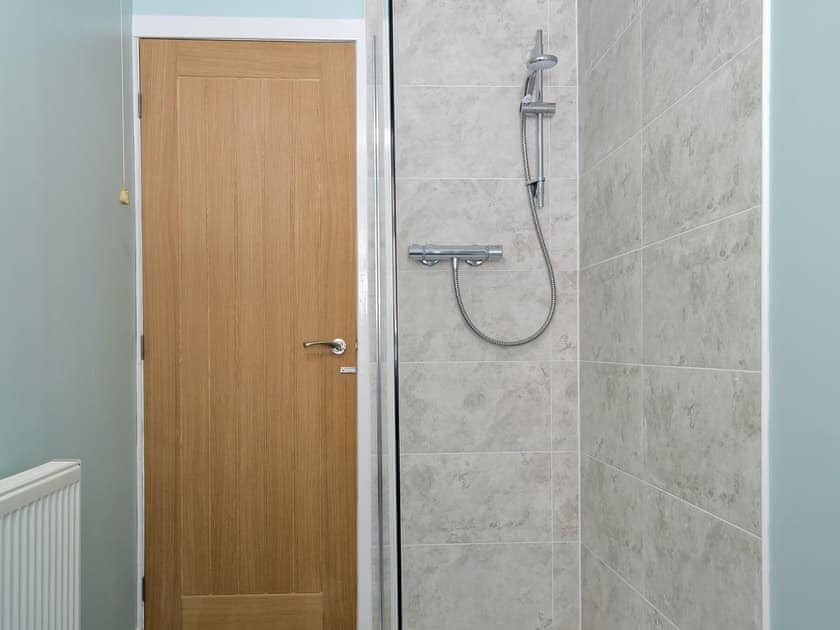 Shower room | Three Creeks Cottage, Portknockie