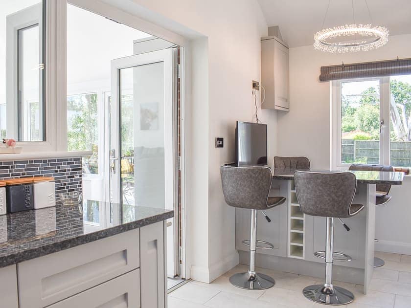 Kitchen | Trees Annexe, Cowes