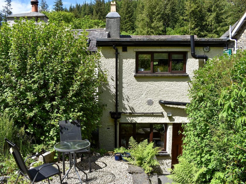 Exterior | Squirrel Cottage - Banc Llugwy Cottages, Betws-y-Coed