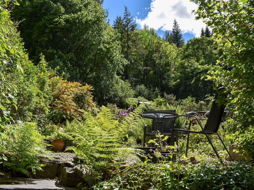 Garden | Squirrel Cottage - Banc Llugwy Cottages, Betws-y-Coed