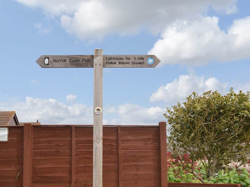 Surrounding area | Sea Breeze, Walcott, near Norwich