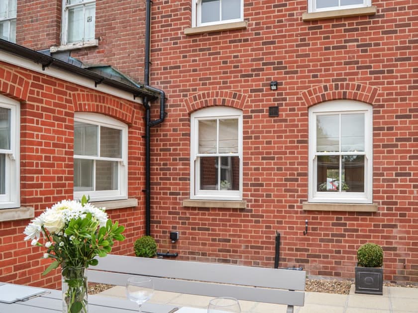 Sitting-out-area | Alexandra Villa, Coltishall, near Wroxham