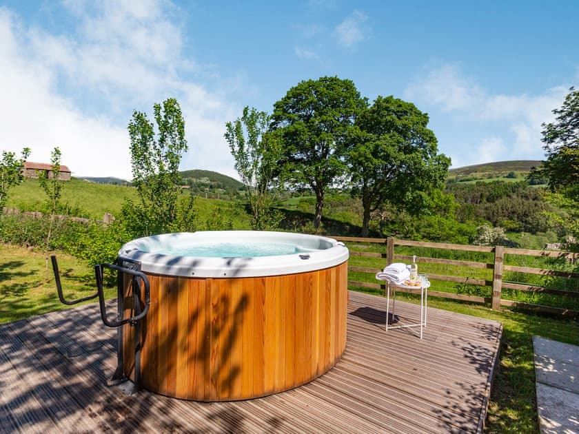 Hot tub | Ristbrow Farm, Hawnby