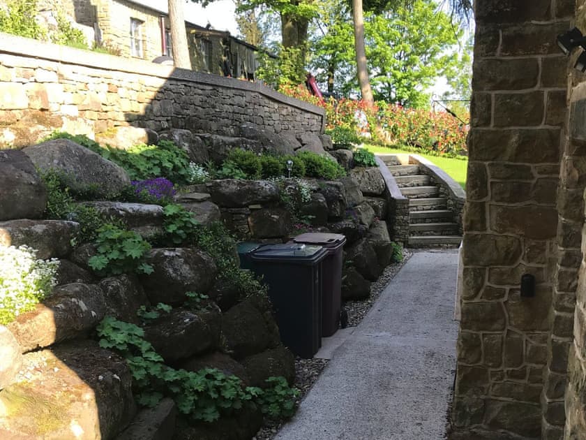 Garden and grounds | The Old Chapel, Ashover
