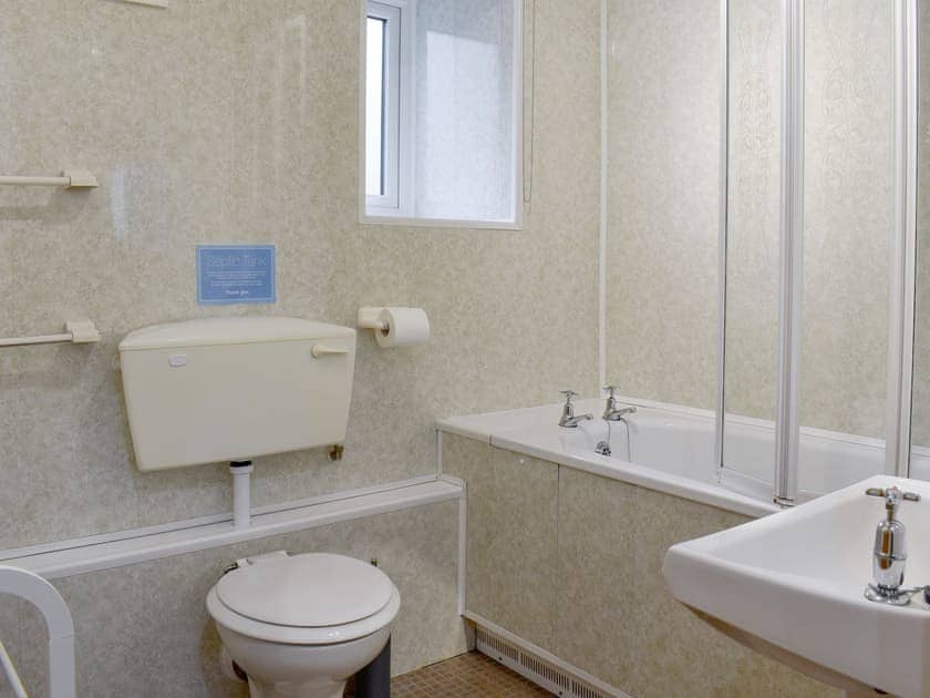 Bathroom | The Coach House - Caernarfon Cottages, Bethel, near Snowdon