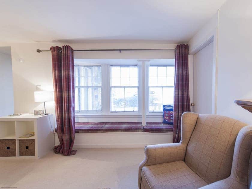 Living room | 7a - Jamaica Apartments, Edinburgh