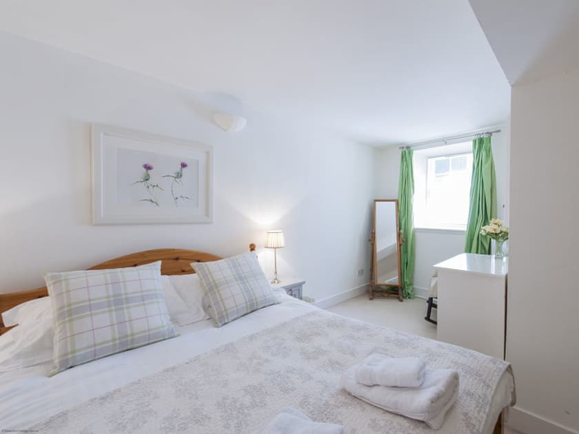 Double bedroom | 7a - Jamaica Apartments, Edinburgh