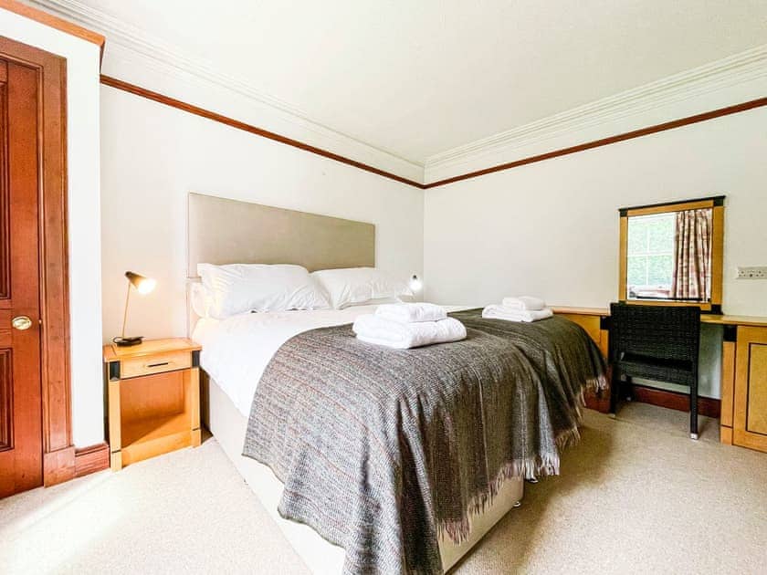 Twin bedroom | Balloan- Balloan Cottage - Balloan, Dornoch