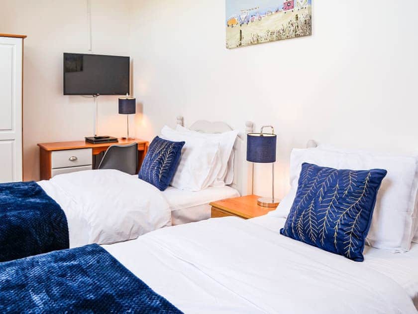 Twin bedroom | Hammy’s Cottage, Drummore