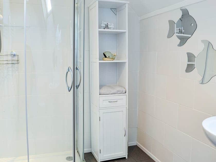 Shower room | Hammy’s Cottage, Drummore