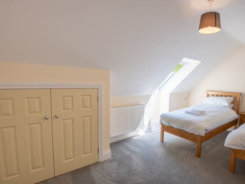 Twin bedroom | 8 Dawson Park - Marian Avenue Properties, Mablethorpe
