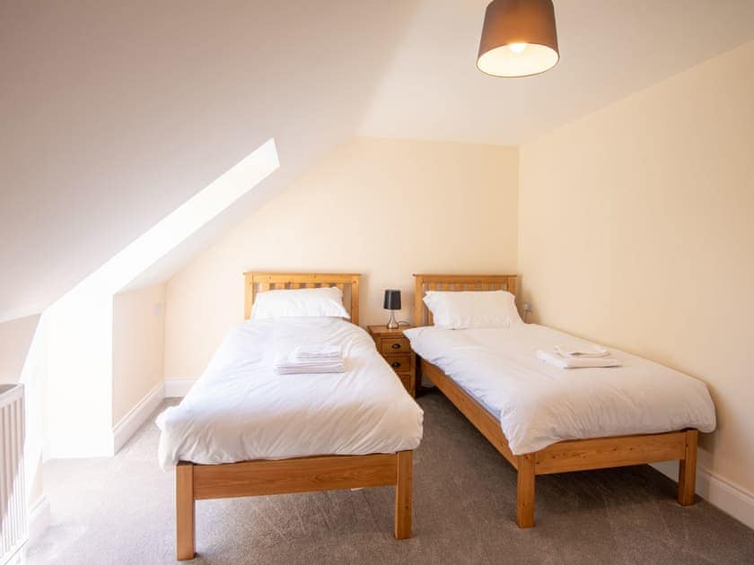 Twin bedroom | 8 Dawson Park - Marian Avenue Properties, Mablethorpe
