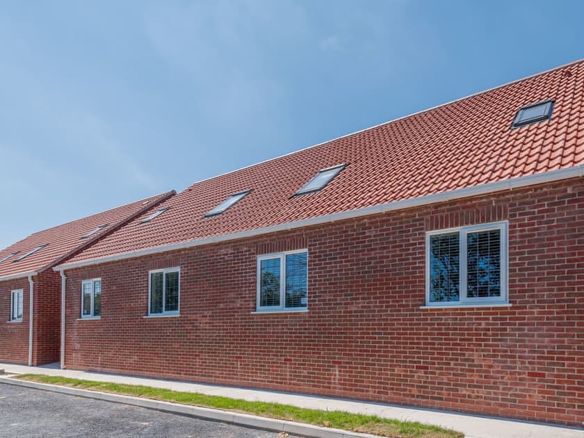 Parking | 8 Dawson Park - Marian Avenue Properties, Mablethorpe
