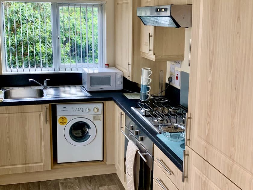 Kitchen | Mallard Lodge, Hopton-on-Sea, Great Yarmouth