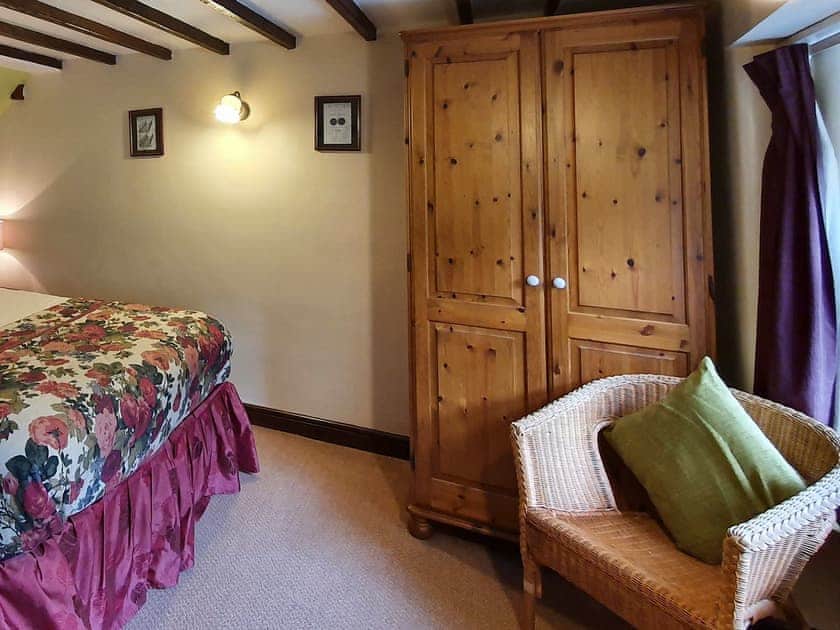 Double bedroom | Delph House - Grange Farm Cottages, Draughton, Skipton