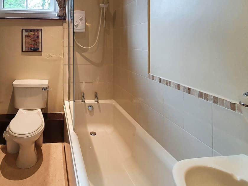 Bathroom | Delph House - Grange Farm Cottages, Draughton, Skipton