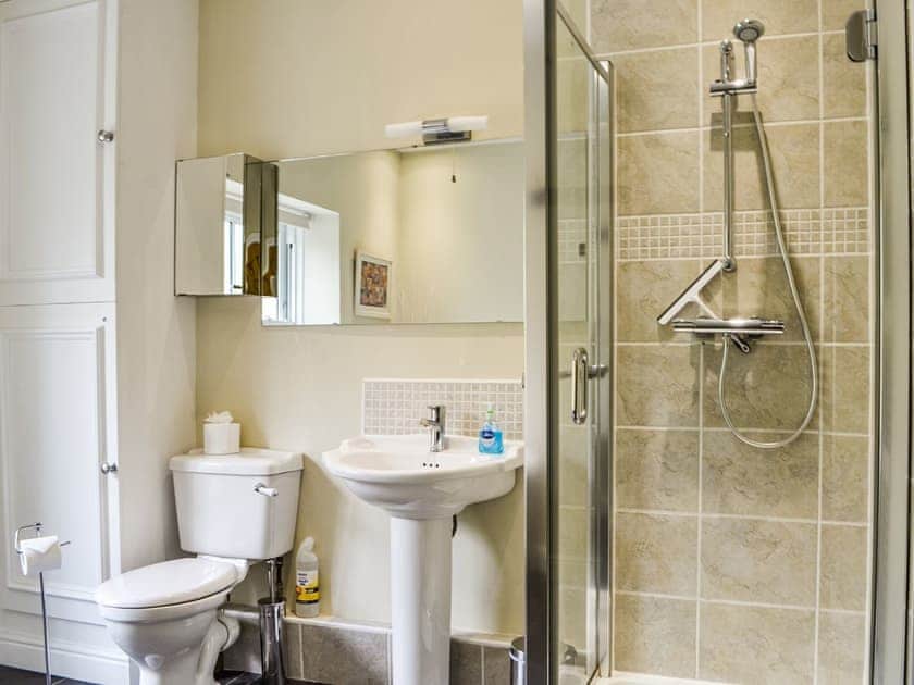 Bathroom | Fairfield Cottage, Ambleside