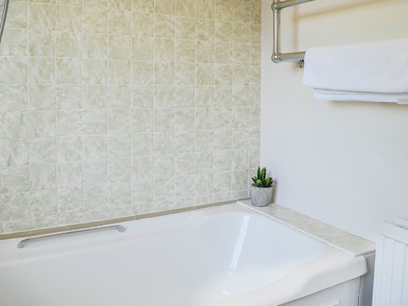 Bathroom | Woodend Farmhouse Halmyre, Haugh of Urr, near Castle Douglas