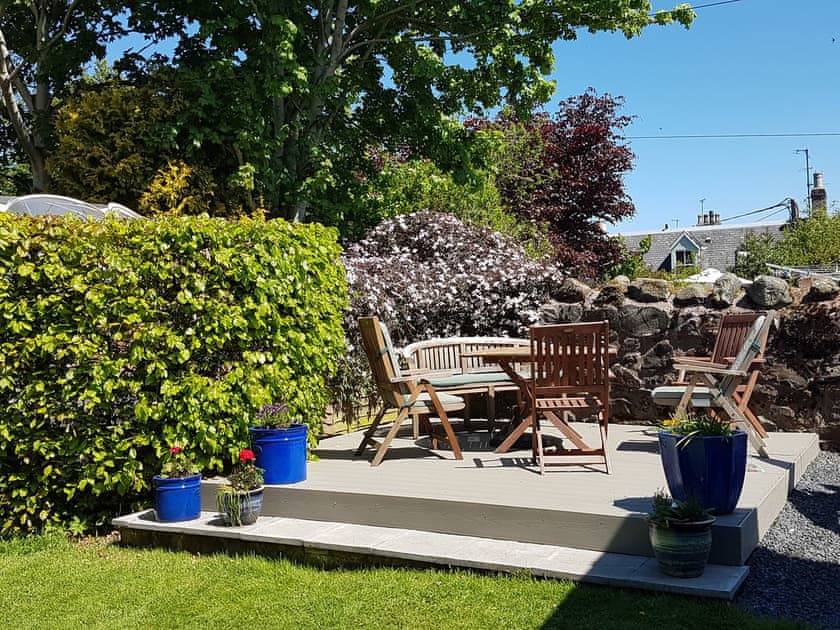 Sitting-out-area | Cloud Cottage, Duns